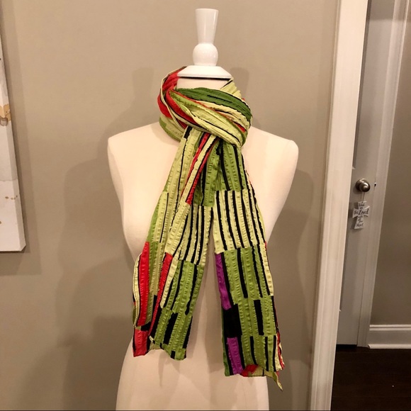 Copper Key Scarf - Picture 7 of 10